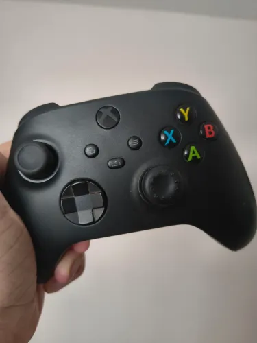 Controle Xbox Séries S (Leve drift) faço Olx Pay 