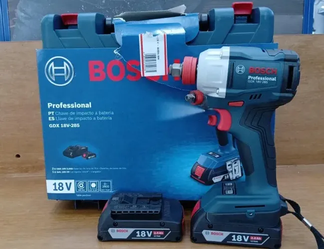 Chave de Impacto GDX 18V-285 C/ 2 baterias e 1 carregador