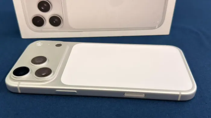 iPhone 17 ProMax silver 256gb 