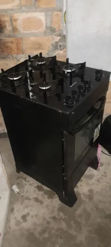 Fogão quatro bocas