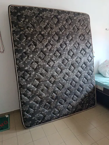 Colchão Queen D33 recém lavado