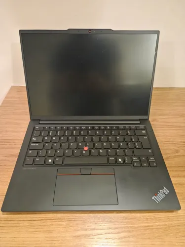 Lenovo Thinkpad e14 gen 6 intel ultra 7 