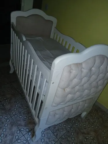 Berço pra bebê com colchão