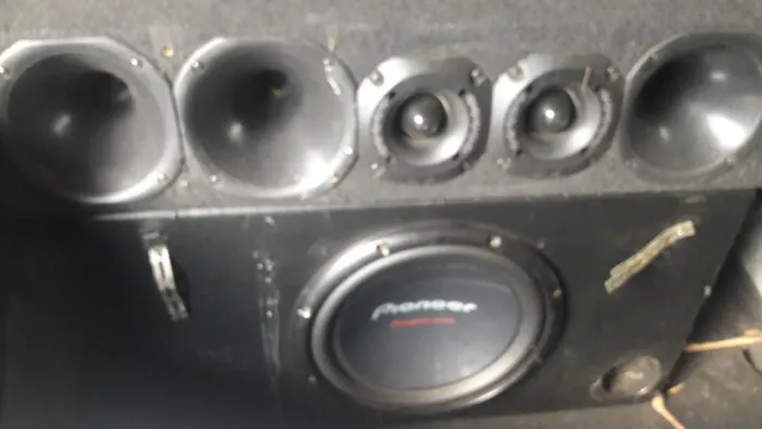 Vende-se som automotivo