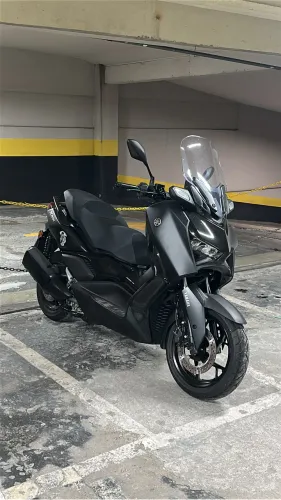 Yamaha XMAX 250 CONECTED 2025
