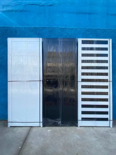 PORTAS DE ALUMÍNIO PRETA E BRANCA A PARTIR DE R$849,00 - OUTLET