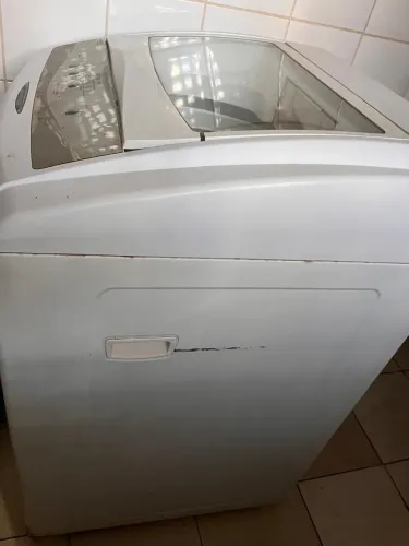 Máquina de lavar roupa Brastemp 