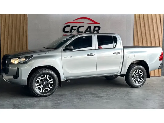Toyota Hilux CD 4X4 2.8 Diesel Mec. 2023