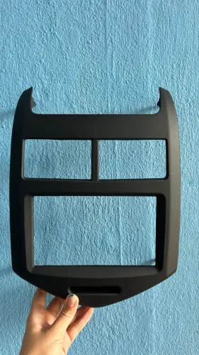moldura painel sonic 11/14 preto