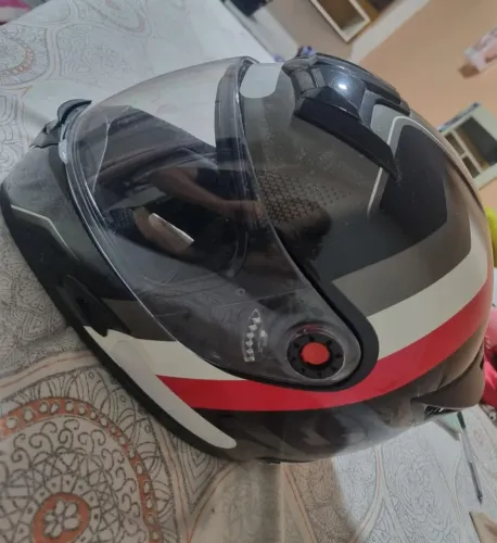 Capacete novo