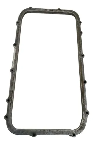 Chapa fixação do cárter motor Cummins ISBE 4938656