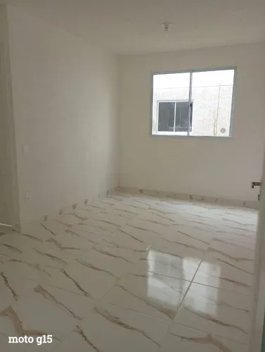 Aluga-se apartamento (1° andar) campo grande