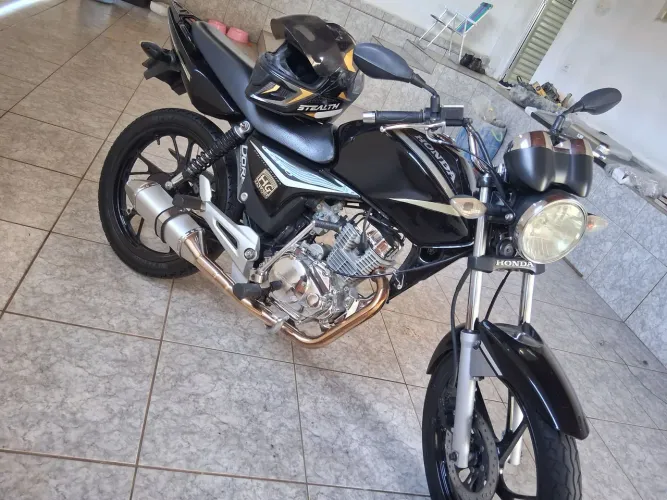 Moto toda revisada,impecável!