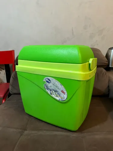 Caixa Térmica (Cooler) - Wenco Nevera Extreme - 32L - Verde