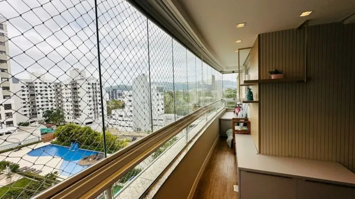 Apartamento para Venda em Florianópolis, Itacorubi, 4 dormitórios, 2 suítes, 4 banheiros, 
