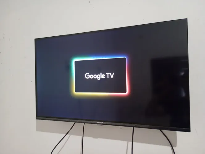 Tv Semp 32 polegadas Smart