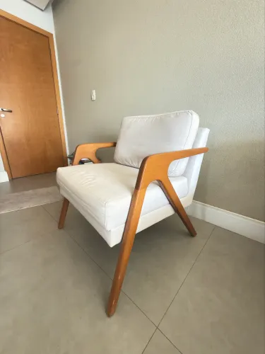 Conjunto 2 poltronas e recamier