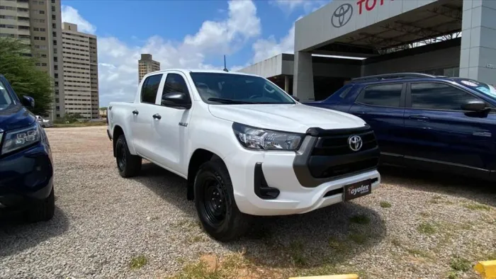 Toyota Hilux CD 4X4 2.8 Diesel Mec. 2024