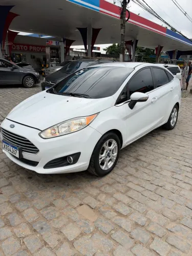 Ford Fiesta Sedan 1.6 16V Flex Mec. 2015