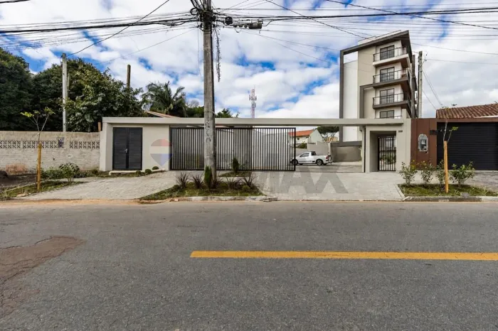 Apartamento garden 3 quartos com suíte: Conforto e Praticidade em São José