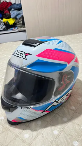 Vendo Capacete de moto novo