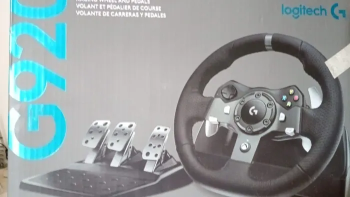 Vendo volante Keep Racing Wheel and Pedals