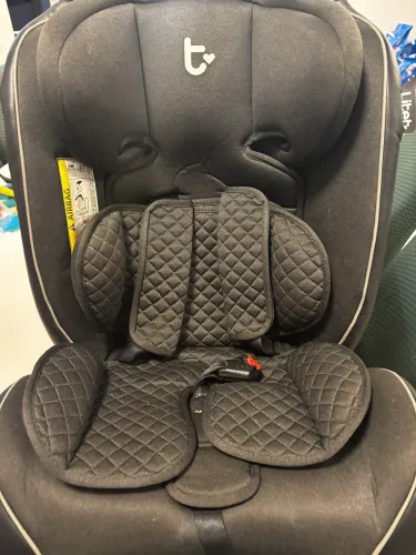 Cadeirinha infantil para automóveis