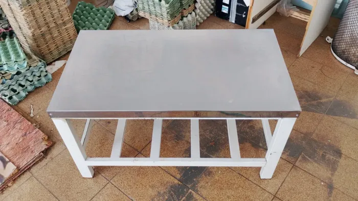 Mesa de apoio inox 