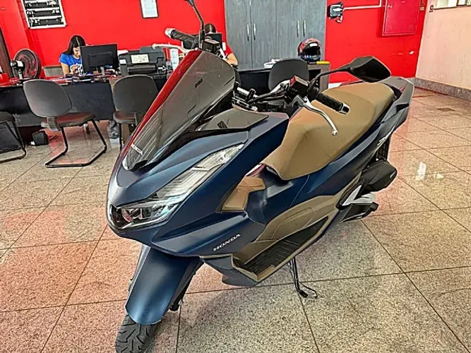 HONDA PCX 160 DLX ABS SUPER NOVA APENAS 7.745Km TROCO POR CARRO