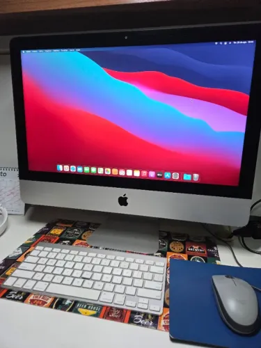 Apple iMac 21.5-inch / Mid 2014 - 1.4 GHz Intel Core i5 Dual-Core 8GB