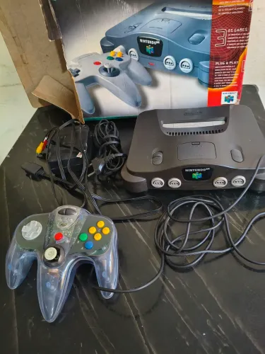 Nintendo 64 modelo brasileiro