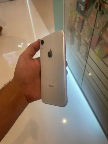IPHONE XR 64gb