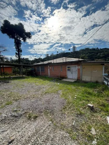 Casa Comercial 5412