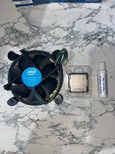Intel Pentium gold g4560