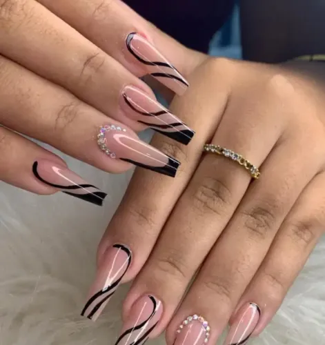Contrata se manicure