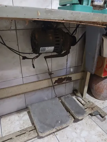 Maquina de costura usada