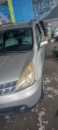 Nissan Livina Grand SL 1.8 16V Flex Fuel Aut. 2010