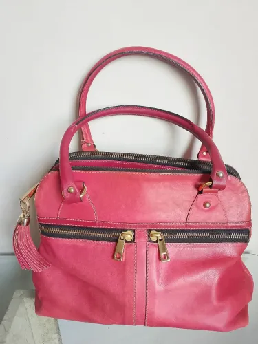 Bolsa em Couro goiaba legítimo
