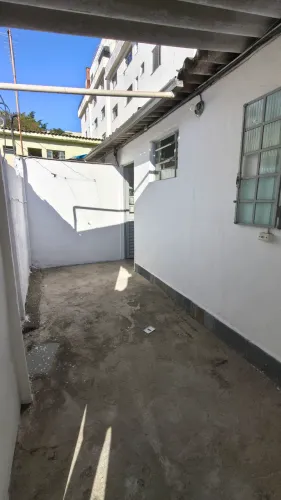 Barracão 2 pessoas adultas