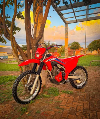 CRF 250F / 2023 / ZERADINHA