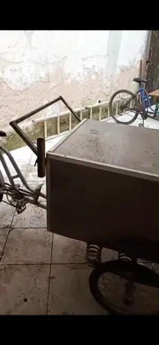 Triciclo de churrasco 