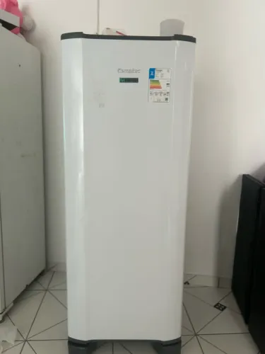 Geladeira Esmaltec