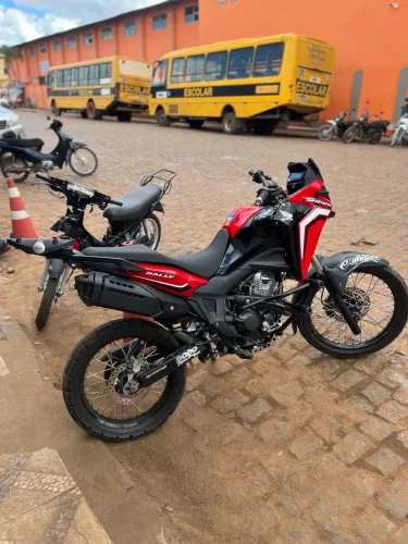 Moto toda nova custa fazer nada na moto