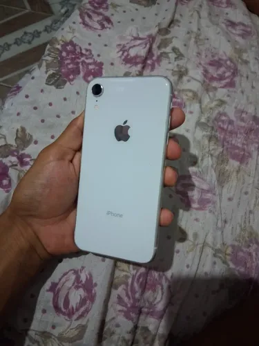 iPhone XR - 64Gb, Funcionana tudo. Troco Em Motorola Edge 50 pra cima