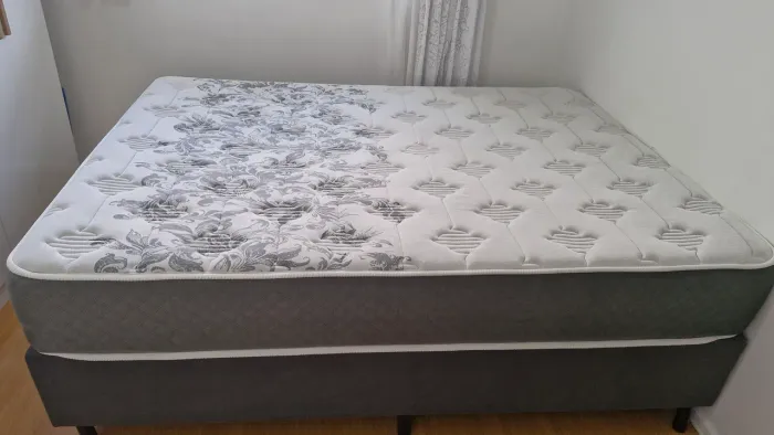 Cama Box Casal + Colchão Molas Ensacadas Gazin New York - Impecável!