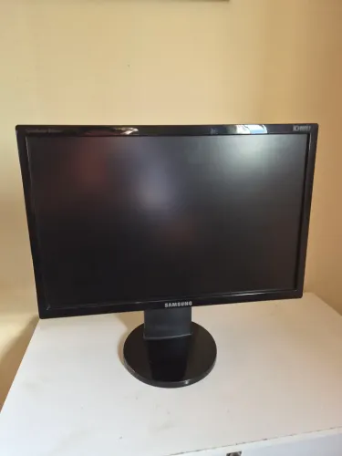 Monitor Samsung 19" 75Hz 943BWX