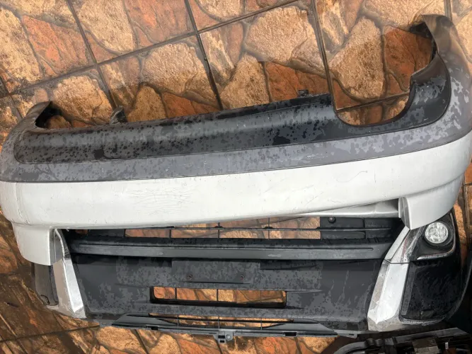 Pára-choque traseiro Audi A6 ano 2004 