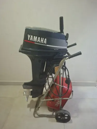 Moto de barco YAMAHA 15