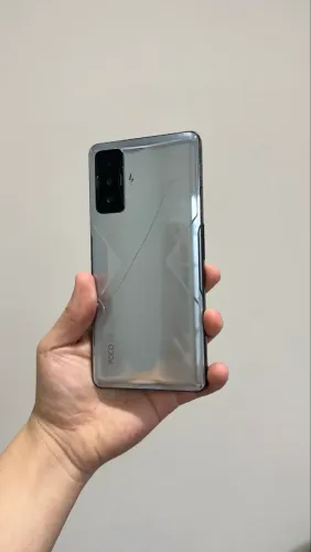 Xiaomi Poco F4 GT 256GB 12 GB de RAM 256GB Armazenamento