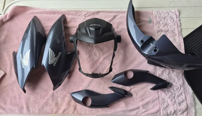 Kit de carenagens Honda cg 160 - peças originais e usadas